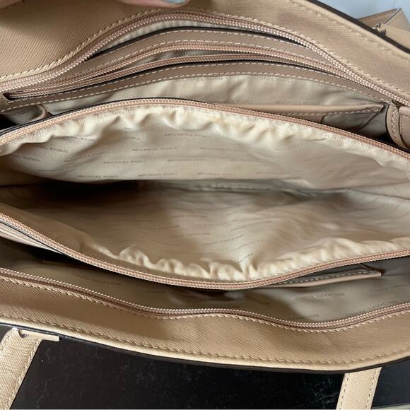 MICHAEL Michael Kors Frame Out Item Large North South Tote Women’s Oyster - Picture 9 of 12